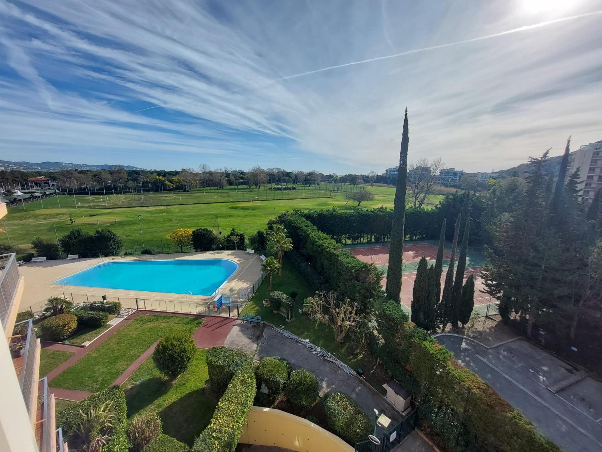 Nausicaa T2 Climatise Piscine - Axelle Loc'appart Mandelieu